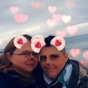 Meet your Posher, Donie